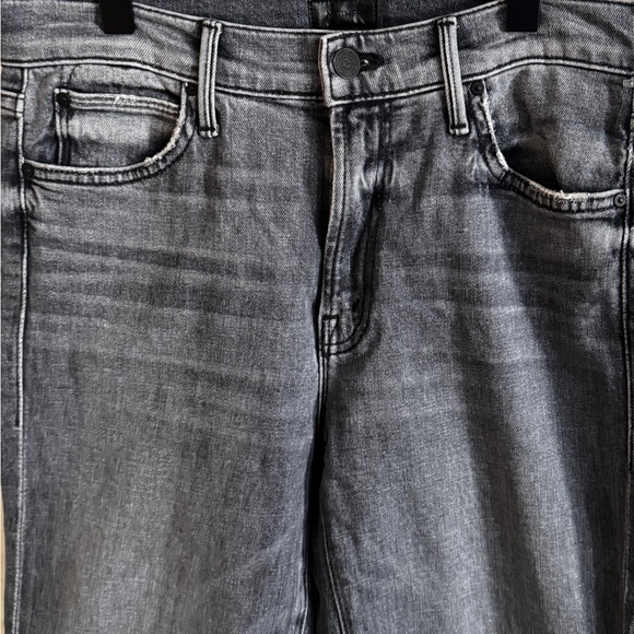 MOTHER The Rascal Ankle Fray Jeans Size 26 Raw Hem Stitching in the Dark Gray - Picture 2 of 12